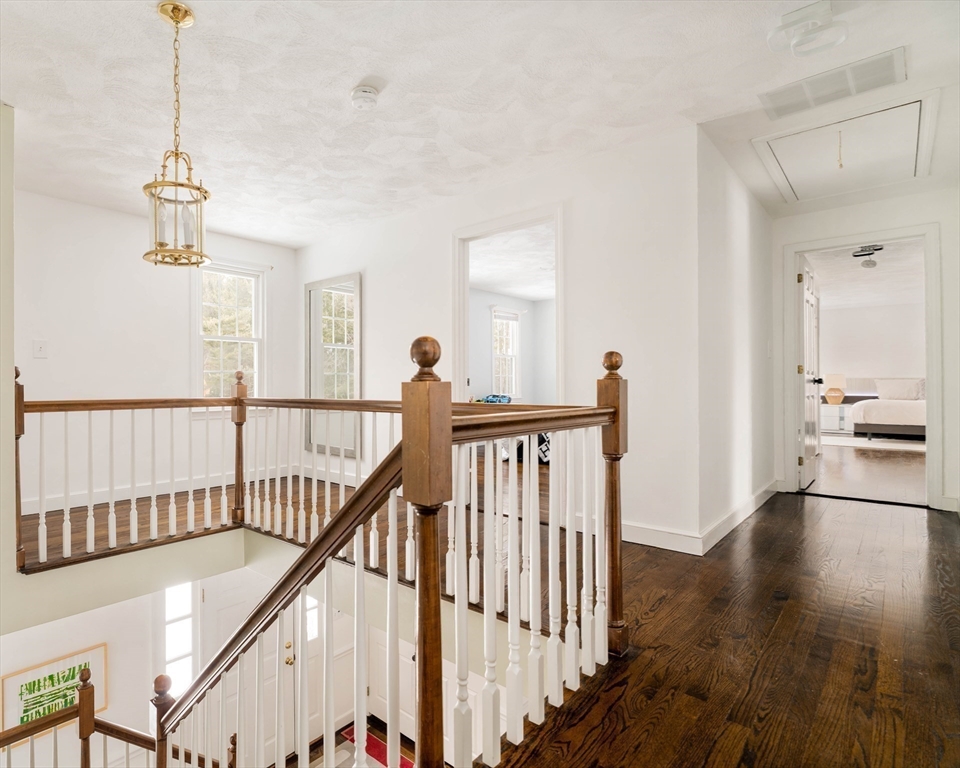 19 Bradyll Road Weston, MA 02493 - Photo 21 of 42