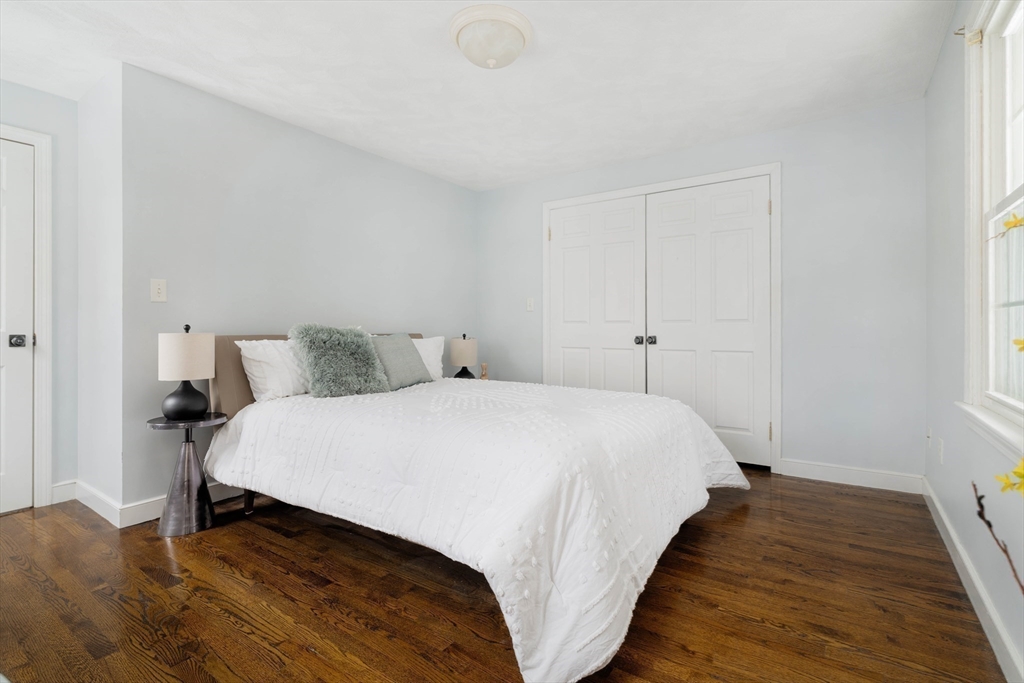 19 Bradyll Road Weston, MA 02493 - Photo 34 of 42