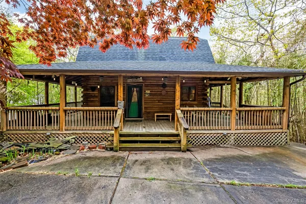 $369,990 | 3010 Hulse Landing Road, Unit C19, Wading River, NY 11792