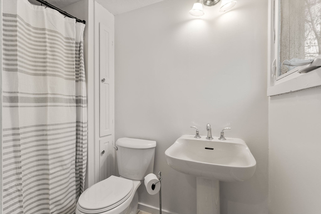 70 Bardin Street Hanover, MA 02339 - Photo 9 of 28