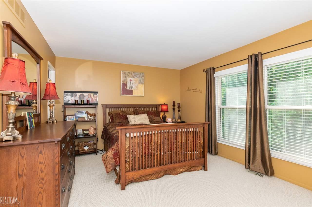 1159 Pine Ridge Court Rochester Hills, MI 48306 - Photo 10 of 23