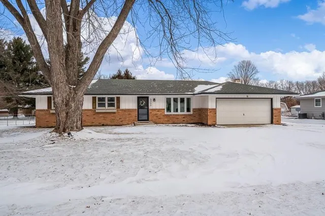 $239,900 | 5366 Elena Drive, Rockford, IL 61108