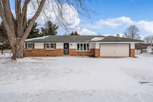 $239,900 | 5366 Elena Drive, Rockford, IL 61108