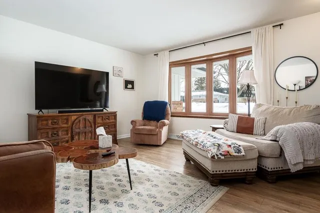 $239,900 | 5366 Elena Drive, Rockford, IL 61108