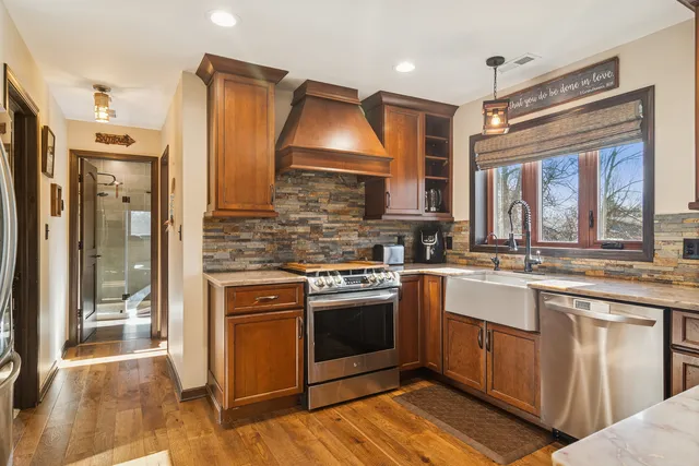 $399,900 | 9510 Martin Drive, Spring Grove, IL 60081