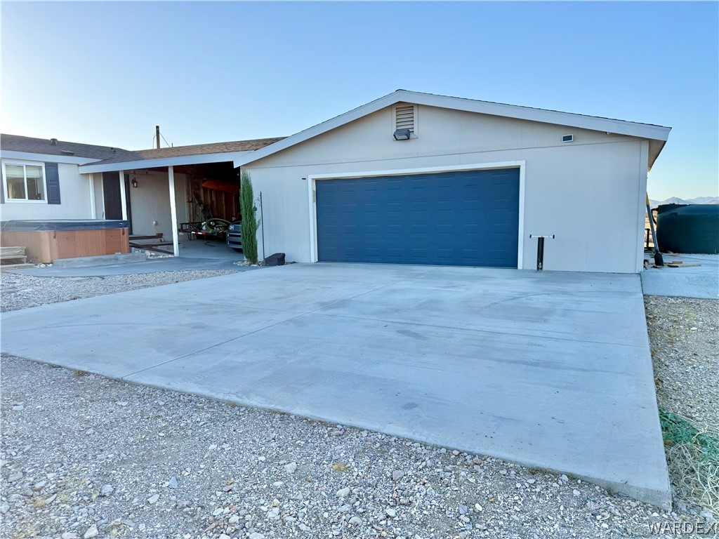 1694 Elgin Road Golden Valley, AZ 86413 - Photo 3 of 37