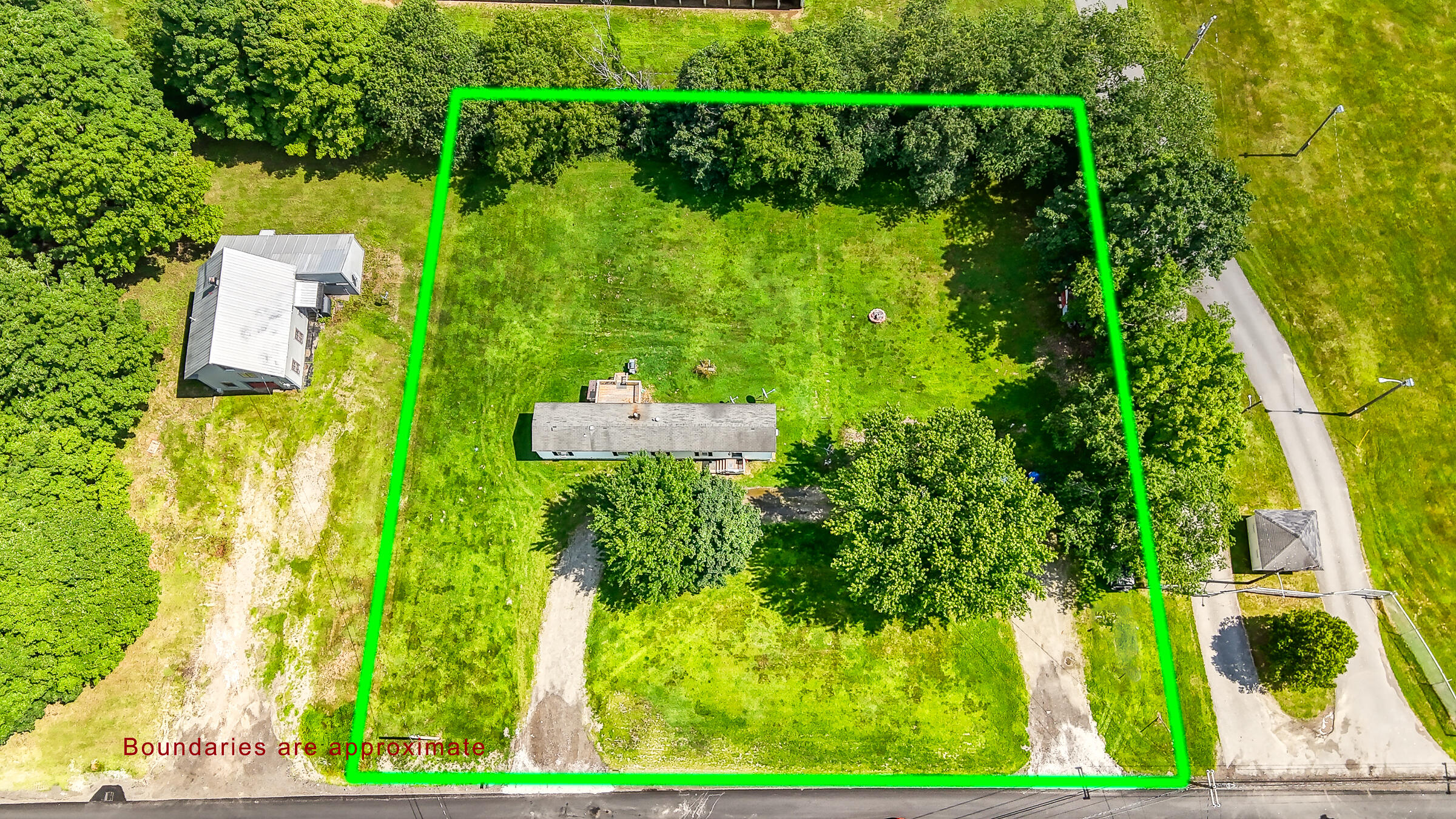 175-179 Maple Avenue Farmington, ME 04938 - Photo 2 of 30 109607ae-109