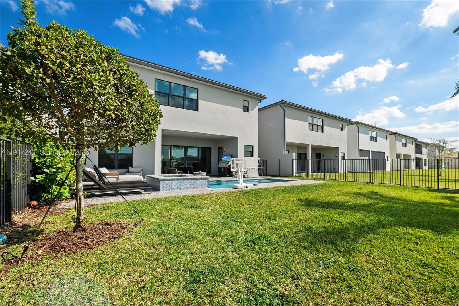 8185 Crystal Downs Avenue Boca Raton, FL 33434 - Photo 38 of 41