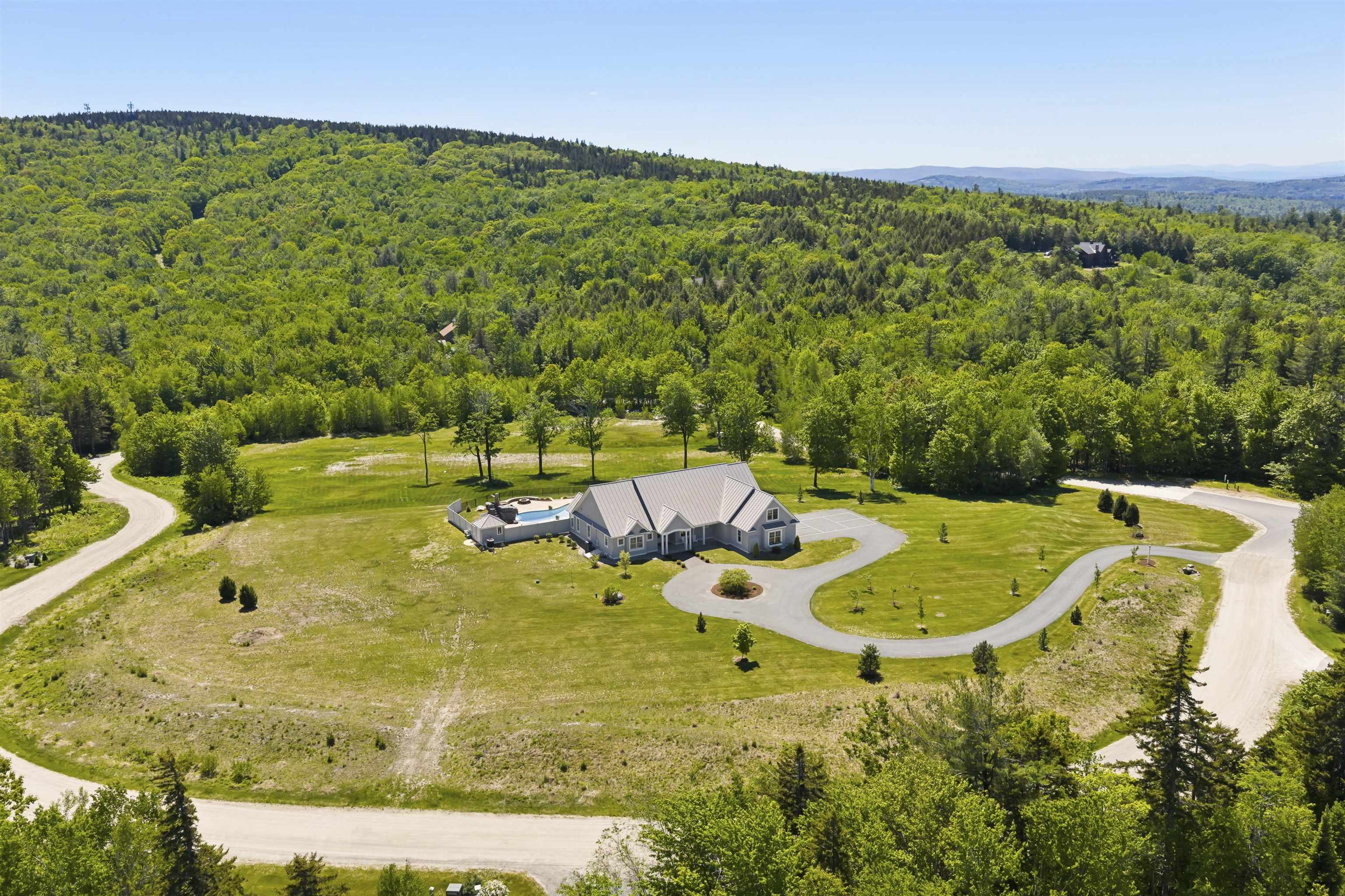 125 Summit Road New London, NH 03257 - Photo 26 of 28