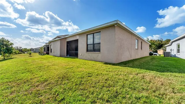 $2,400 | 3360 Fiddle Leaf Way, Lakeland, FL 33811