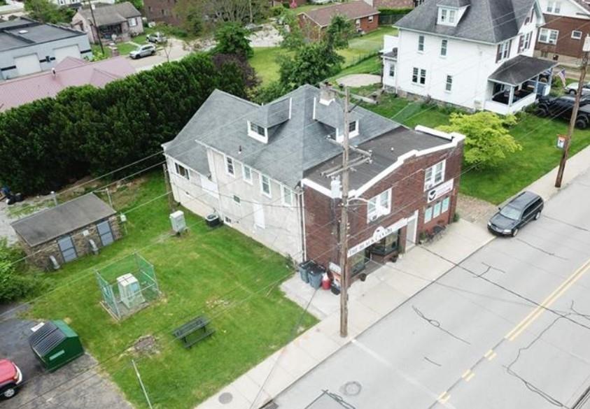 626-628 Pittsburgh Street Springdale, PA 15144 - Photo 2 of 34 an aerial view of a house with a yard