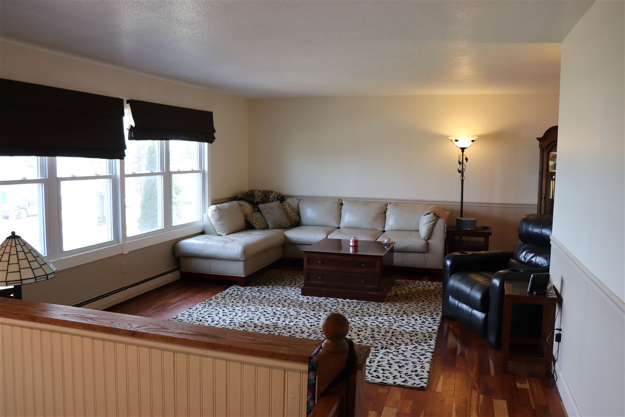 9921 Center Road Traverse City, MI 49686 - Photo 5 of 35 1845456-4.JPG