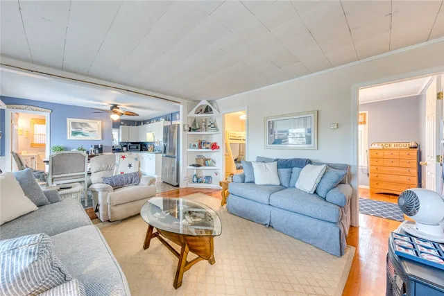 $1,125,000 | 9 Montauk Avenue, Westerly, RI 02891