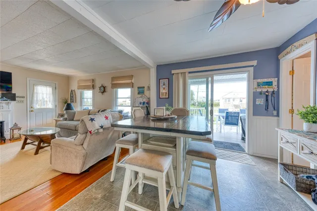 $1,125,000 | 9 Montauk Avenue, Westerly, RI 02891