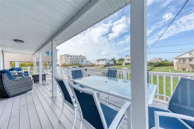 $1,125,000 | 9 Montauk Avenue, Westerly, RI 02891