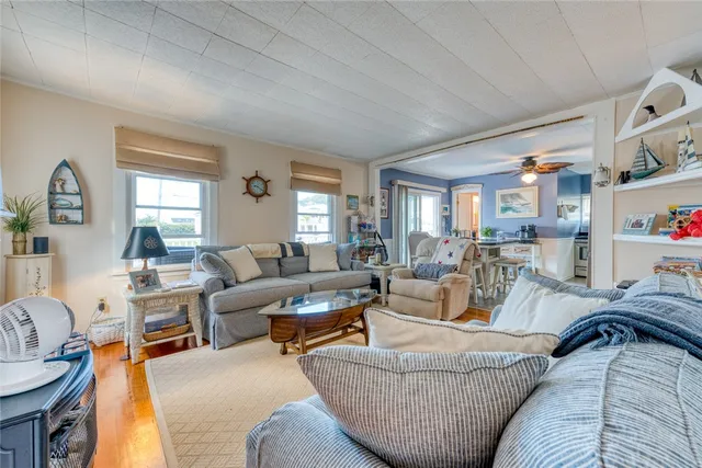 $1,125,000 | 9 Montauk Avenue, Westerly, RI 02891