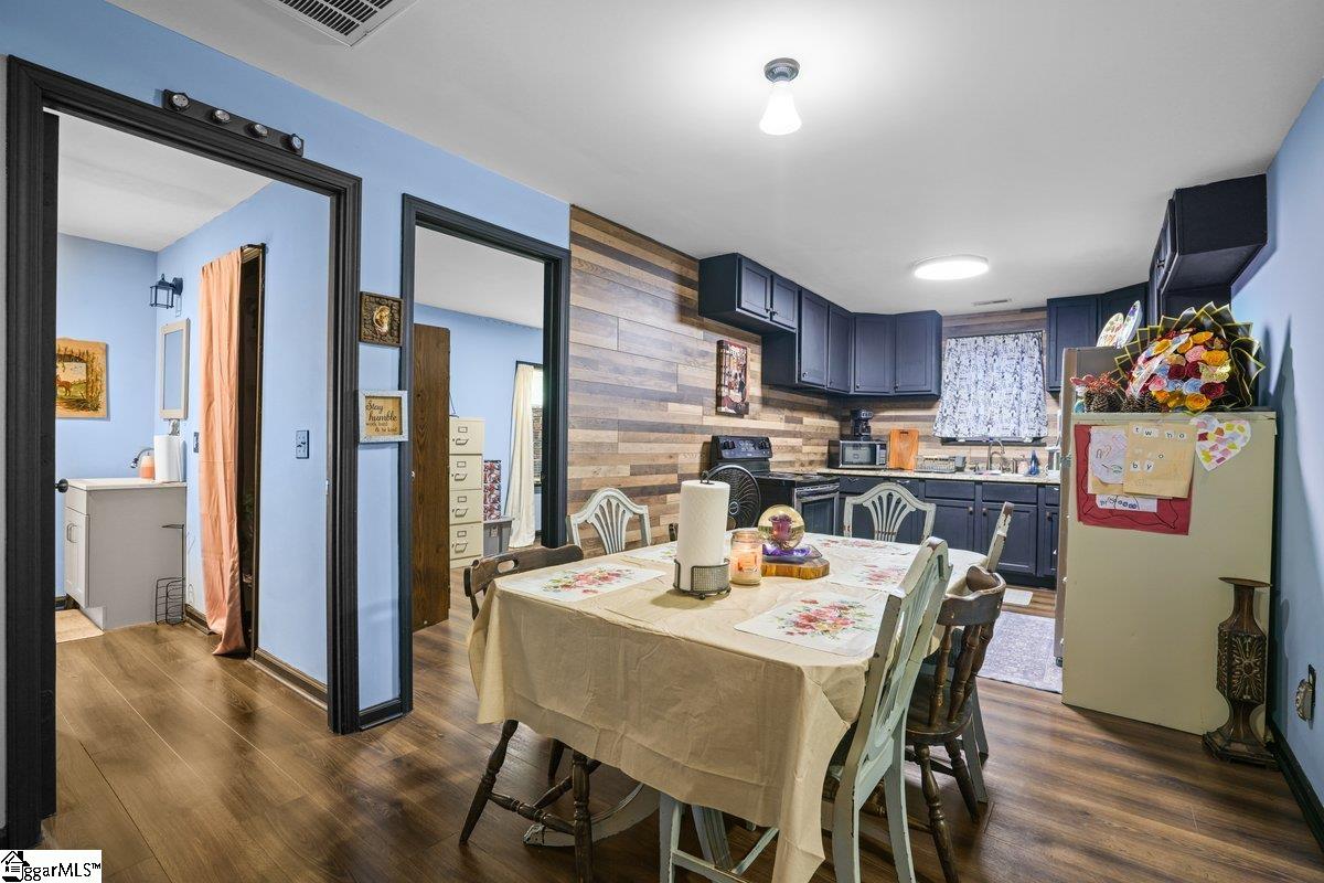 303 Hunter Street Seneca, SC 29678 - Photo 19 of 26