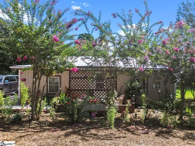 $145,000 | 303 Hunter Street, Seneca, SC 29678