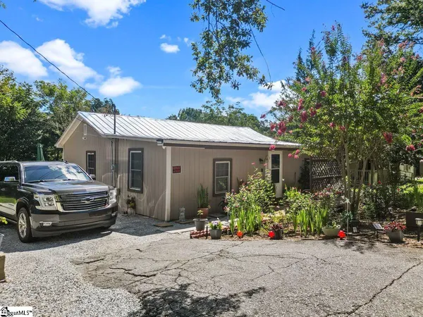 $145,000 | 303 Hunter Street, Seneca, SC 29678