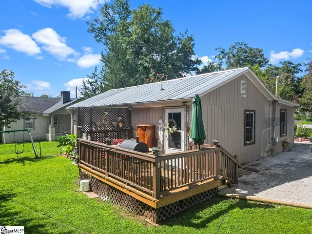 $145,000 | 303 Hunter Street, Seneca, SC 29678