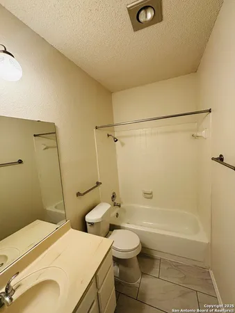 $1,500 | 3415 Ridge Smoke, San Antonio, TX 78247