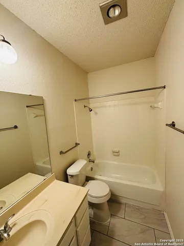 $1,595 | 3415 Ridge Smoke, San Antonio, TX 78247