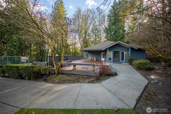 $425,000 | 15917 Waynita Way Northeast, Unit E206, Bothell, WA 98011
