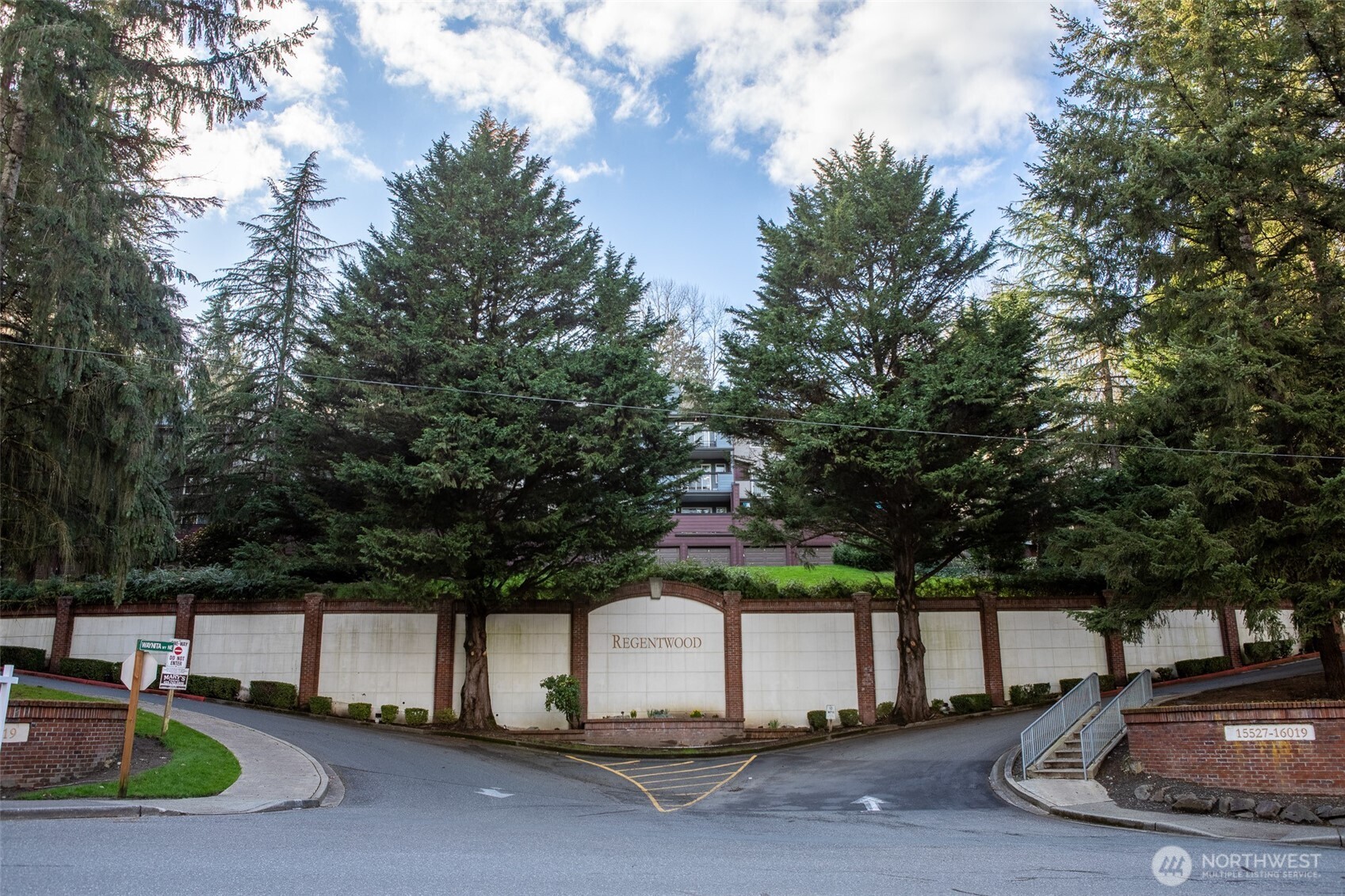 15917 Waynita Way Northeast, Unit E206 Bothell, WA 98011 - Photo 22 of 22 a view of outdoor space and yard