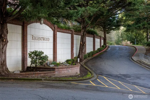 $425,000 | 15917 Waynita Way Northeast, Unit E206, Bothell, WA 98011