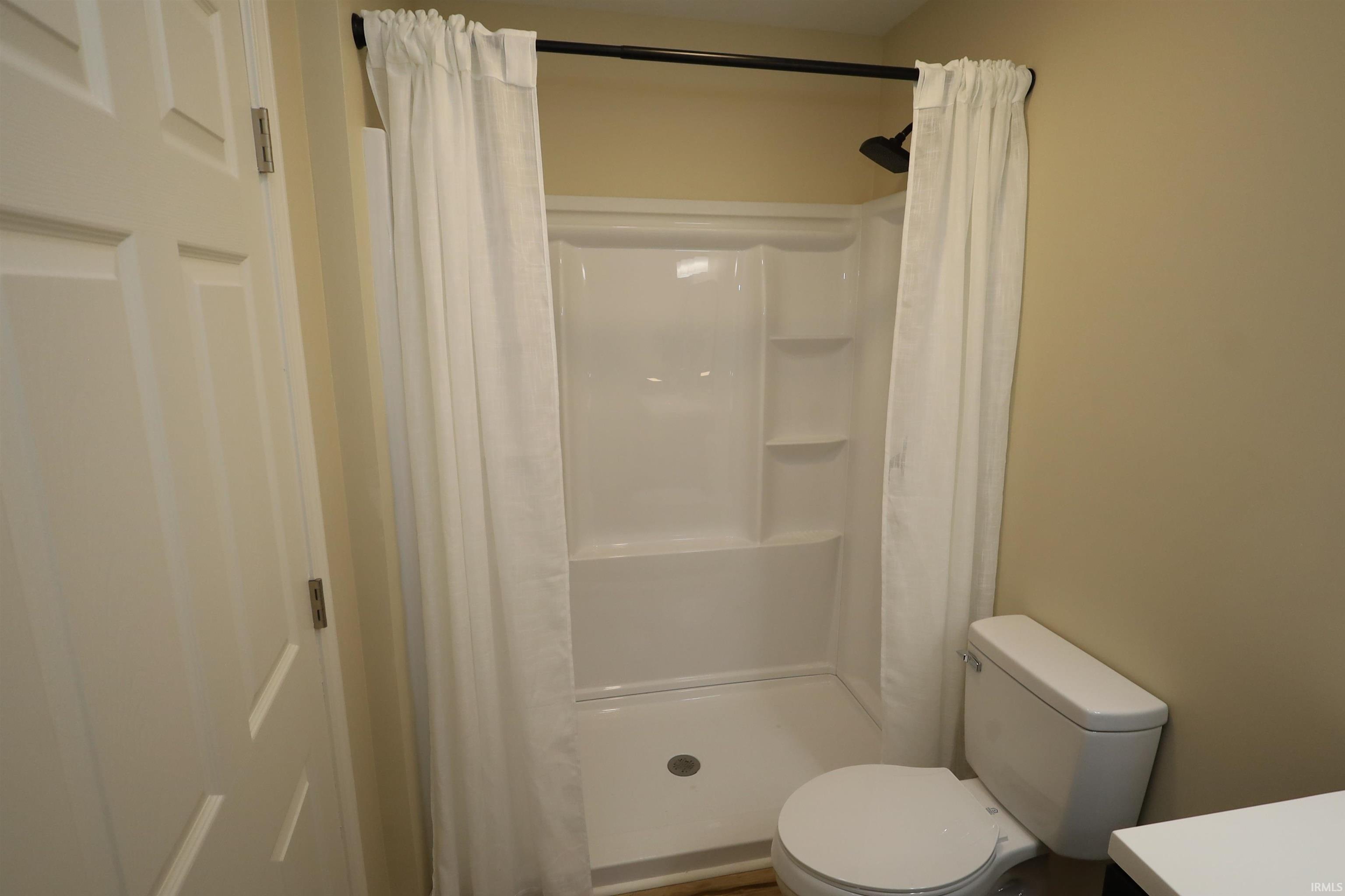 331 West Butler Street Fort Wayne, IN 46802 - Photo 21 of 48 Gallery Image 21