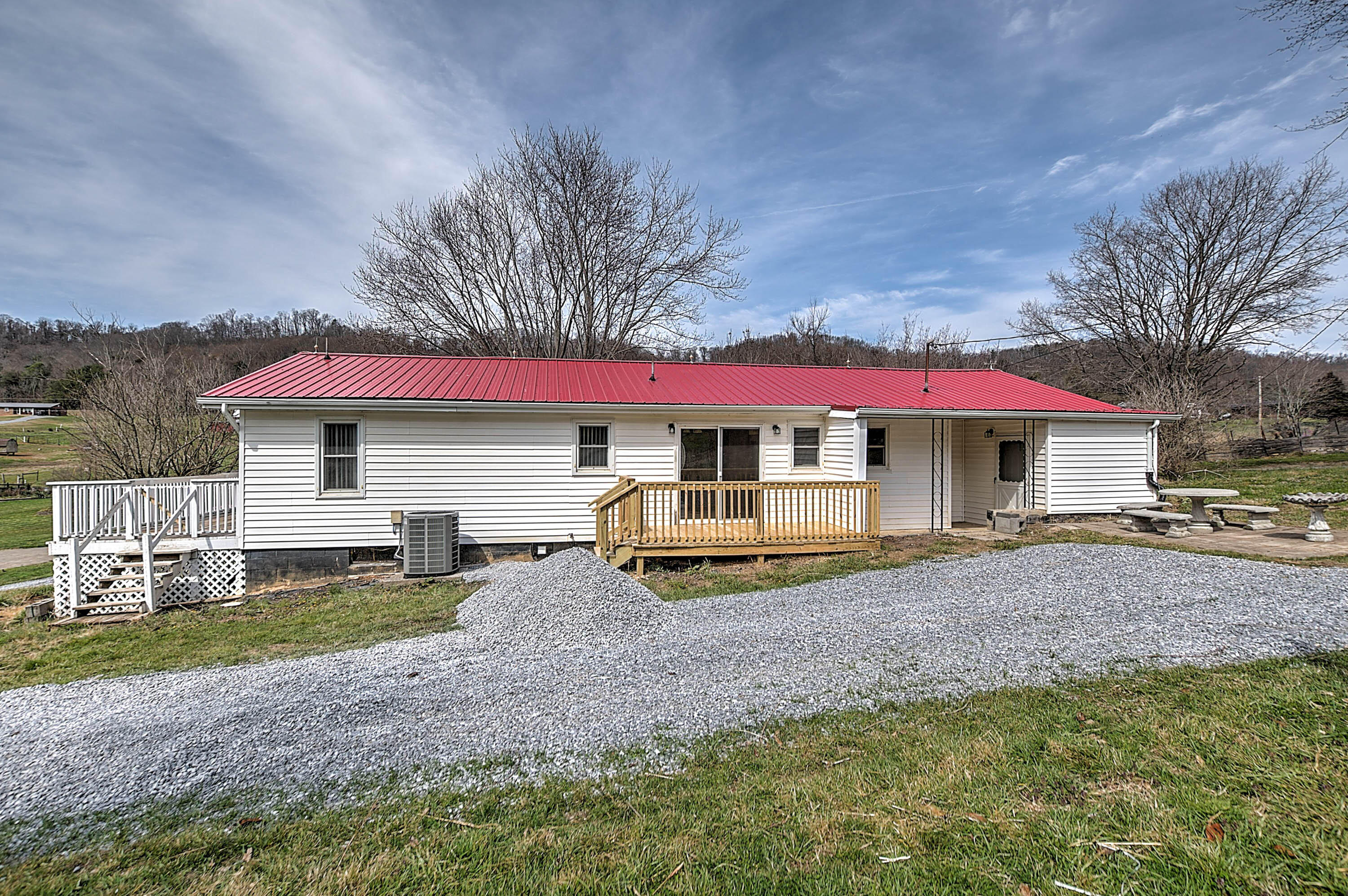 5490 Old Stage Road Chuckey, TN 37641 - Photo 30 of 34 Old Stage-32