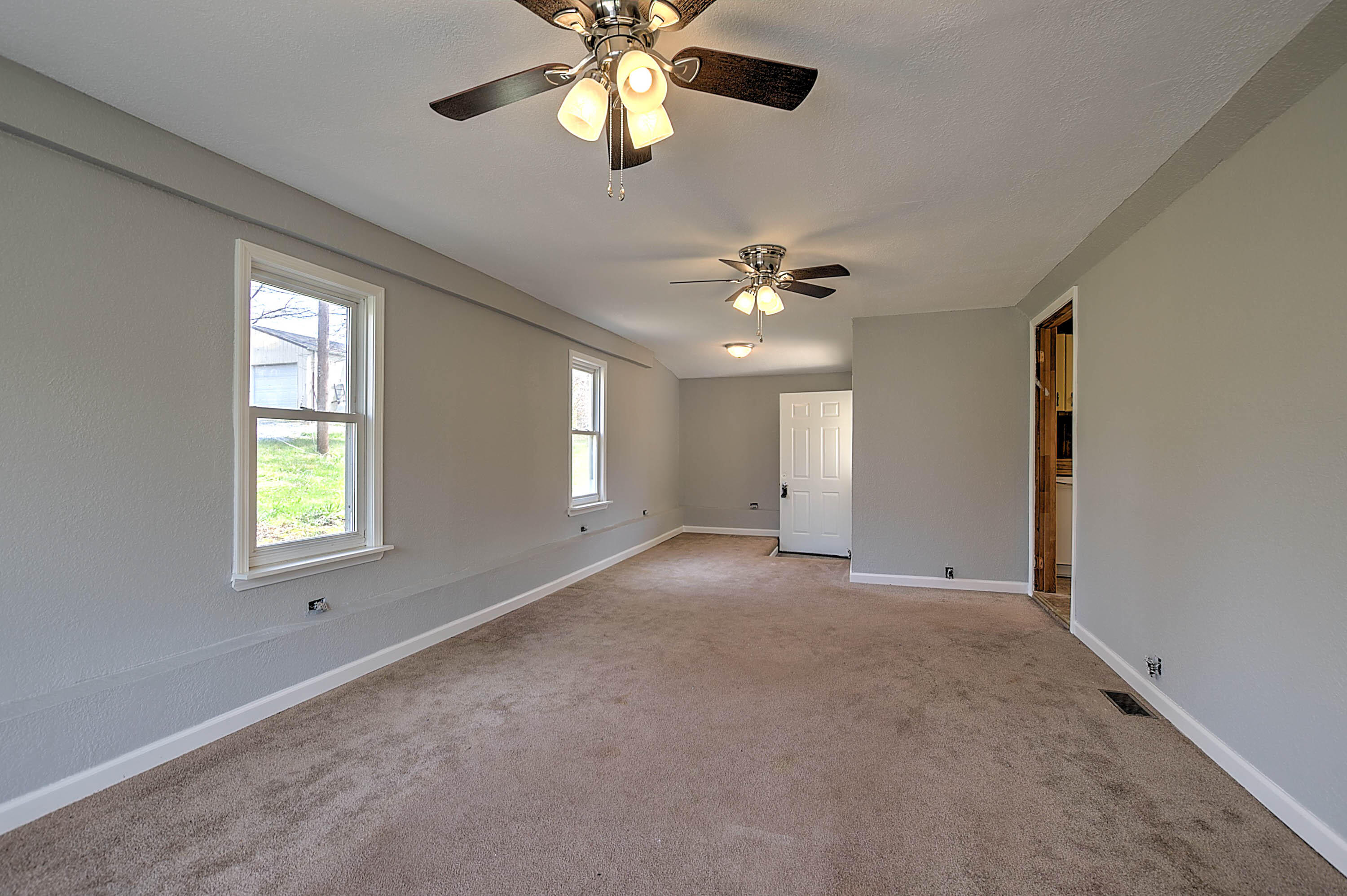 5490 Old Stage Road Chuckey, TN 37641 - Photo 8 of 34 Old Stage-5