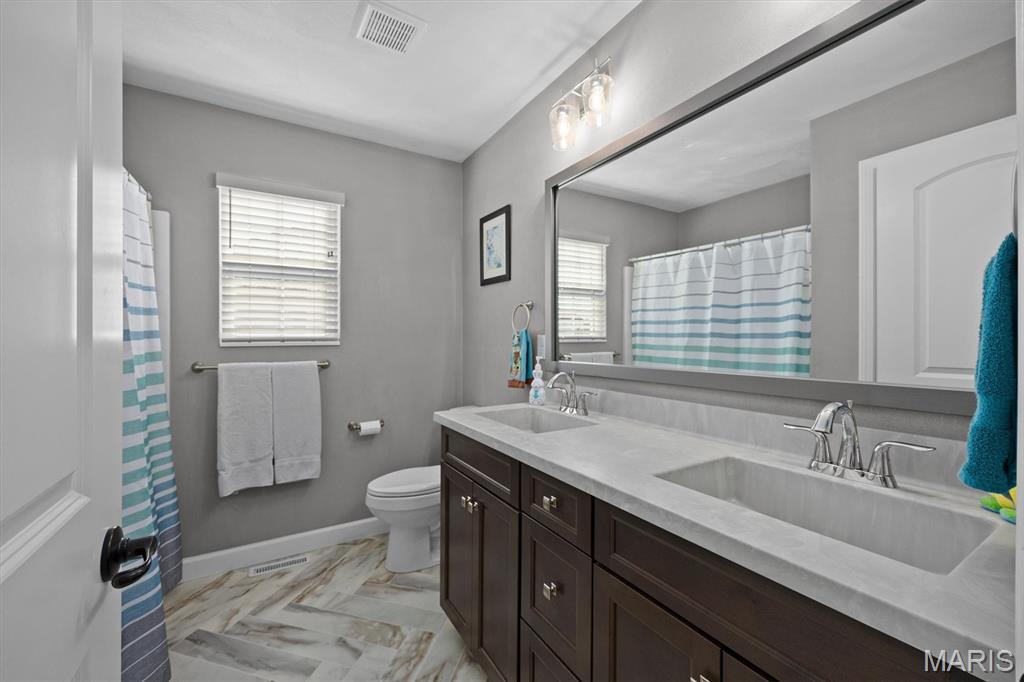 3725 Osprey Court Shiloh, IL 62221 - Photo 9 of 44