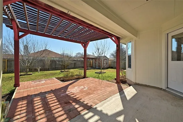 $1,995 | 317 McCoy Lane, Hutto, TX 78634
