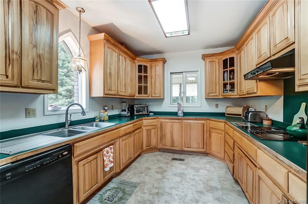 241 Spring Run Road Mooresville, NC 28117 - Photo 15 of 45