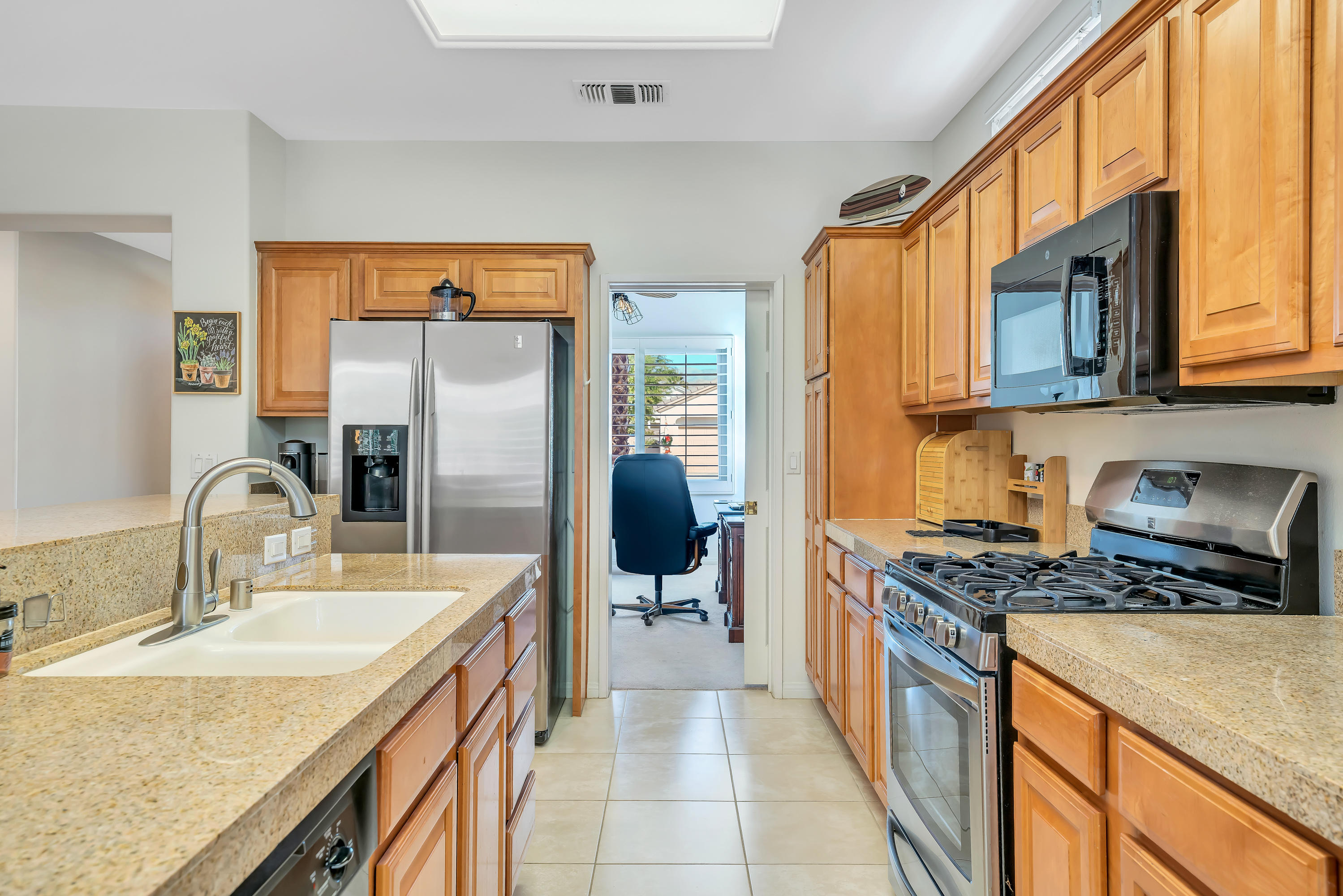 78669 Rainswept Way Palm Desert, CA 92211 - Photo 13 of 22 Photo-14