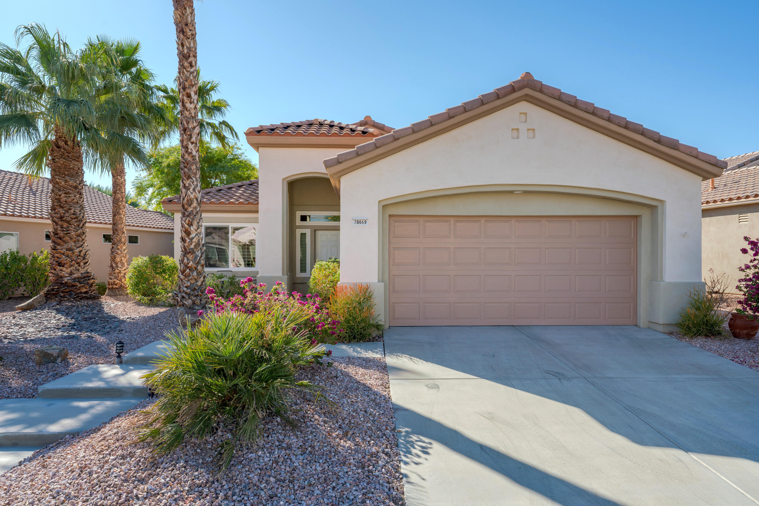 78669 Rainswept Way Palm Desert, CA 92211 - Photo 2 of 22 Photo-1