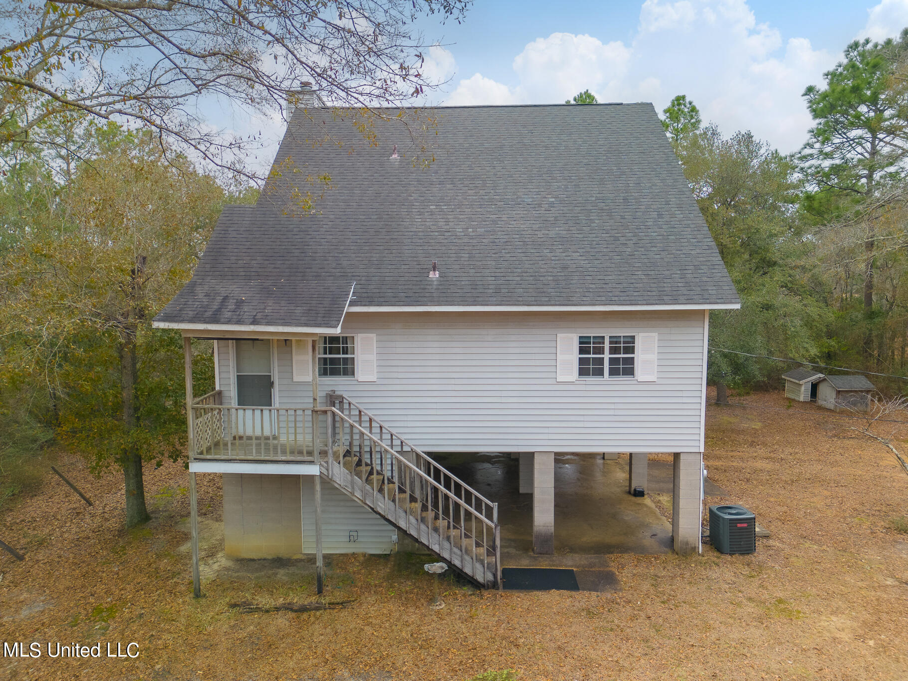 18299 Lake Ridge Drive Saucier, MS 39574 - Photo 2 of 26 18299 Lake Ridge-70000
