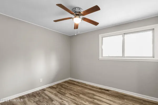 $210,000 | 522 Oak Lane, Jacksonville, NC 28540