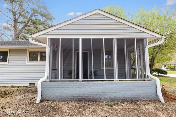 $210,000 | 522 Oak Lane, Jacksonville, NC 28540