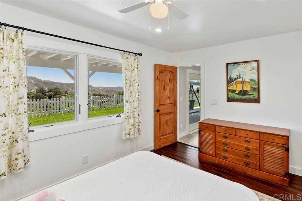14878 Eastvale Road Poway, CA 92064 - Photo 17 of 24