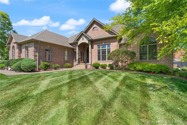 $899,900 | 6000 English Court, Floyds Knobs, IN 47119