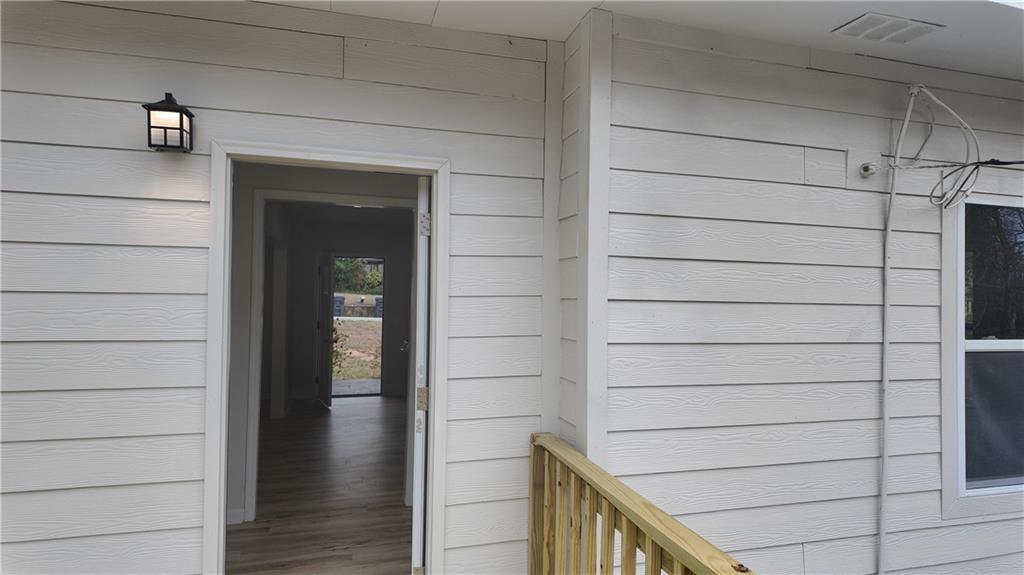 210 Combs Street Valley, AL 36854 - Photo 3 of 10 Gallery Image 3