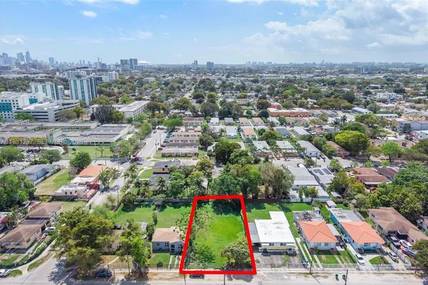 $500,000 | 1922 Northwest 33rd Street, Miami, FL 33142