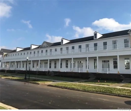 $2,200 | 53502 Champlain Street, Macomb, MI 48042