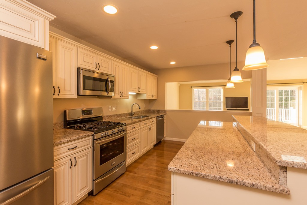 64 Riley Road, Unit 32 Lunenburg, MA 01462 - Photo 3 of 21 Gallery Image 3