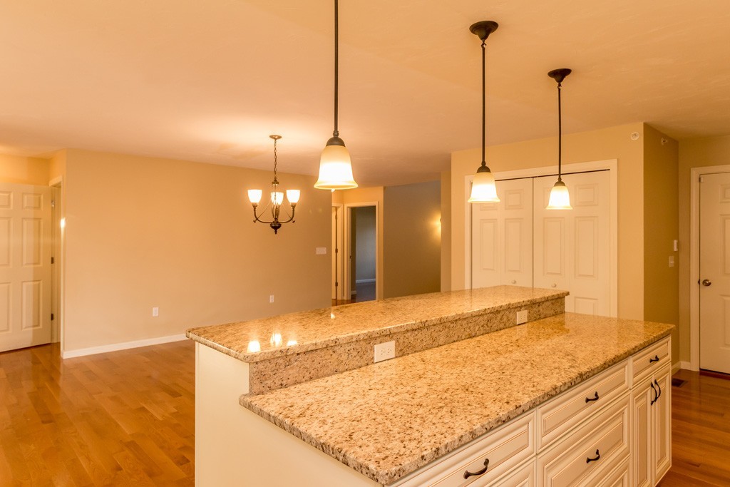 64 Riley Road, Unit 32 Lunenburg, MA 01462 - Photo 4 of 21 Gallery Image 4