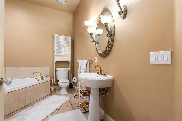 $1,695,000 | 14408 Northwest 50 Place, Alachua, FL 32615