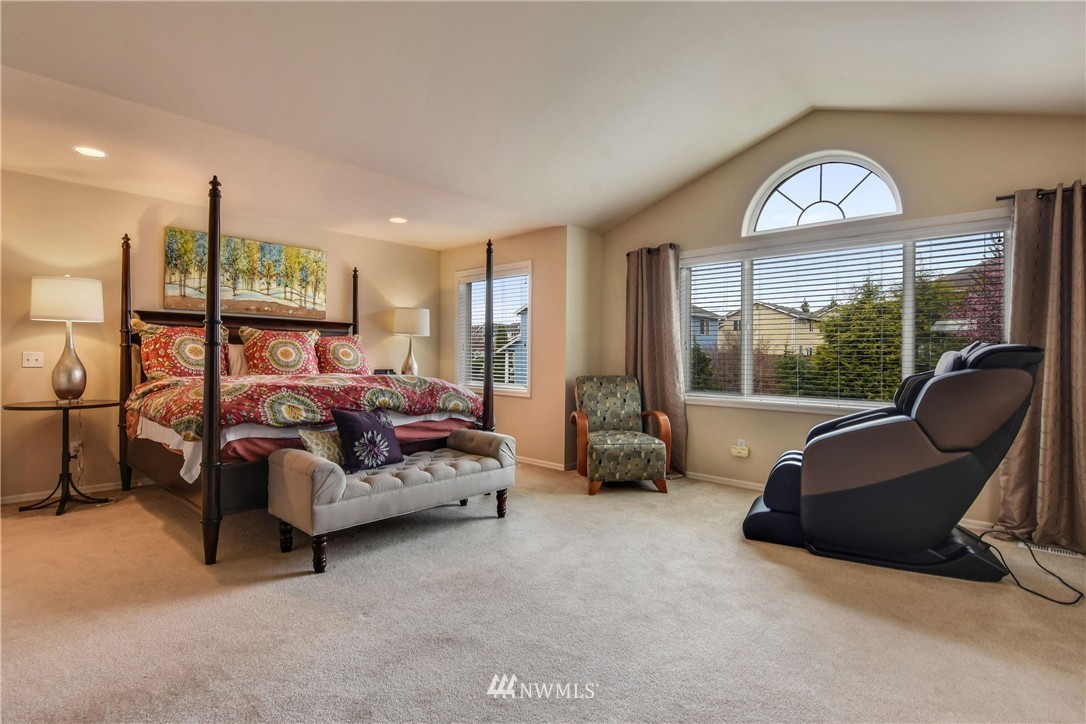 18707 35th Drive Southeast Bothell, WA 98012 - Photo 15 of 25 Gallery Image 15