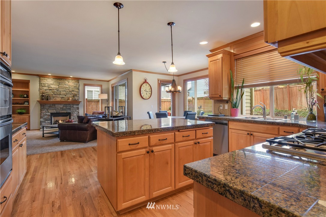 18707 35th Drive Southeast Bothell, WA 98012 - Photo 10 of 25 Gallery Image 10